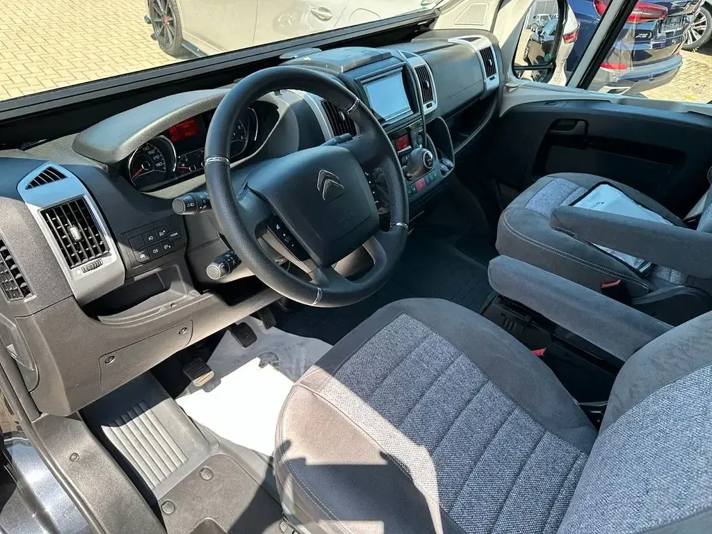 Gebraucht Citroën Jumper Shine 165 PS (121 kW) 2025 Grau Van / Kleinbus