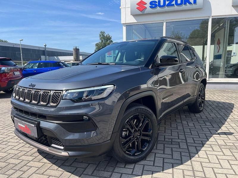 Grau Gebraucht 2022 Jeep Compass Limited SUV | 25.290 € (Superpreis) - Bild 1/4