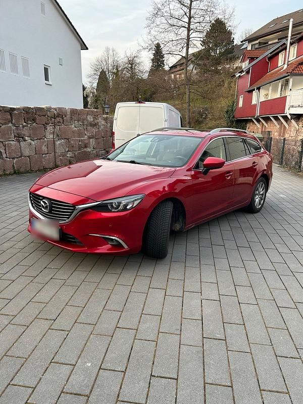 Gebraucht Mazda 6 175 PS (128 kW) 2016 Rot Kombi