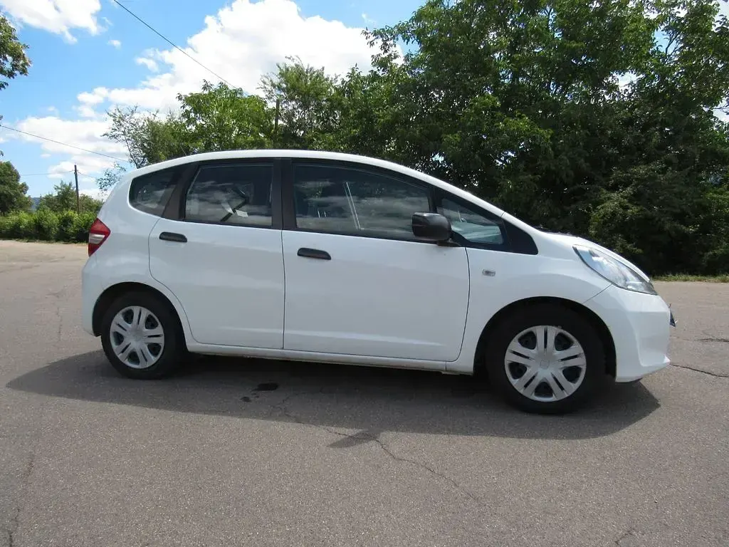 Gebraucht Honda Jazz 90 PS (66 kW) 2014 Weiß Kleinwagen