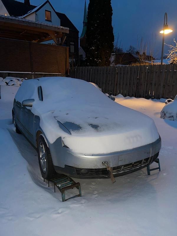 Gebraucht 2004 Audi A4 Kombi | 1.500 € (Superpreis) - Bild 1/4