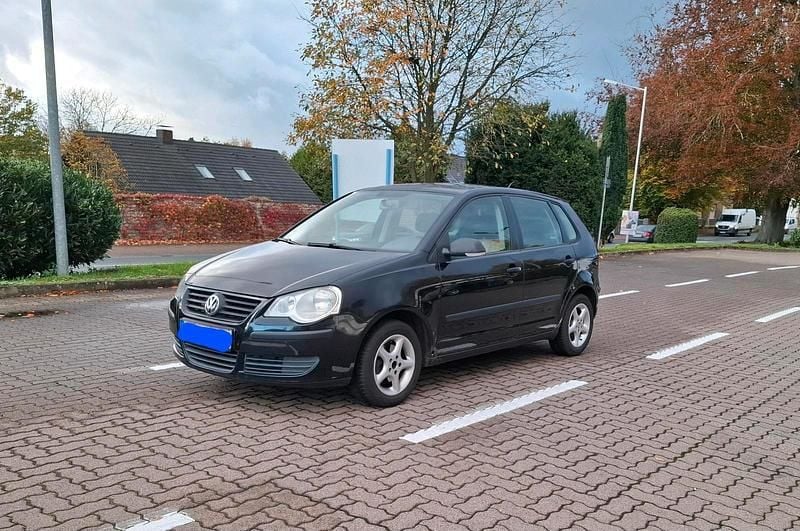 Gebraucht VW Polo 65 PS (47 kW) 2005 Schwarz Kleinwagen