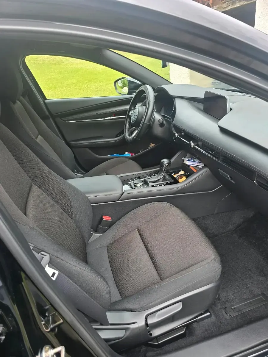 Gebraucht Mazda 3 122 PS (89 kW) 2022 Schwarz Limousine