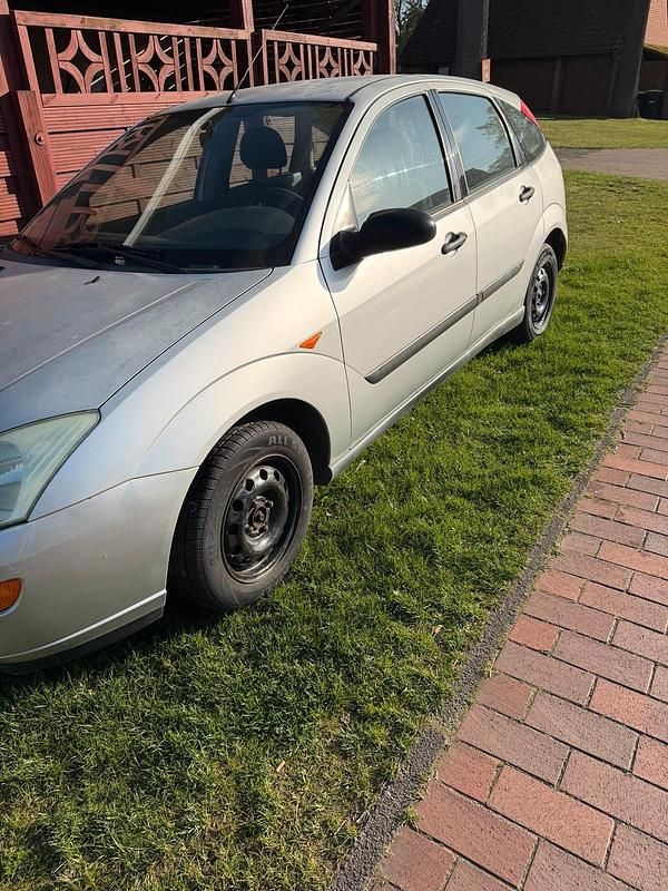 Second-hand Ford Focus 109 CP (80 kW) 1999 Hatchback