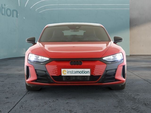 Gebraucht Audi e-tron GT quattro Ambiente 350 kW (476 PS) 2023 Rot Limousine