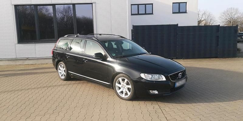 Gebraucht Volvo V70 181 PS (133 kW) 2014 Schwarz Kombi