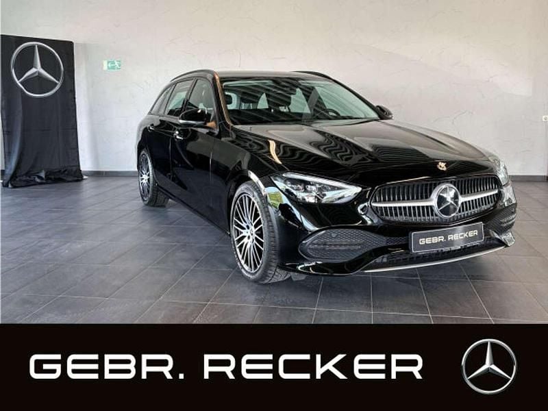 Unilack schwarz Gebraucht 2023 Mercedes C180 Kombi | 30.950 € (Guter Preis) - Bild 1/4