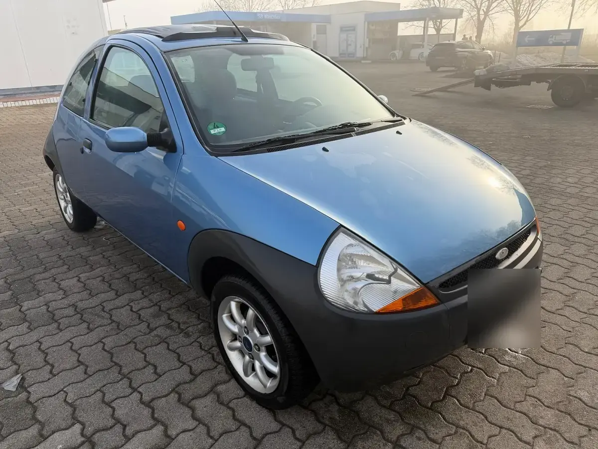 Usata Ford Ka 75 CV (55 kW) 2003 Blu Utilitaria
