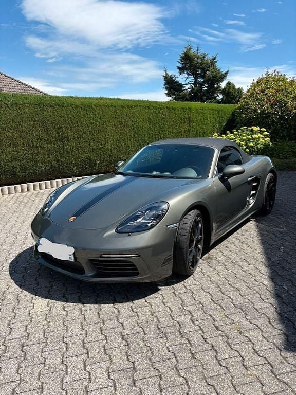 Grün Gebraucht 2024 Porsche Boxster Edition Cabrio | 76.600 € (Fairer Preis) - Bild 1/4
