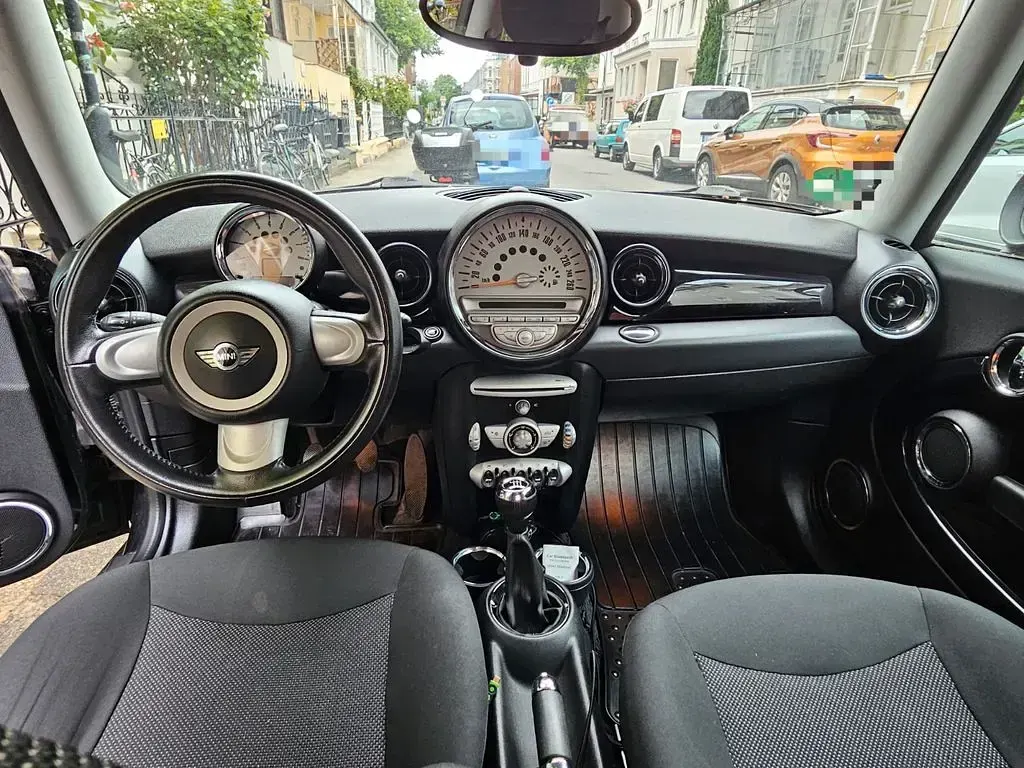 Gebraucht Mini ONE 95 PS (69 kW) 2009 Schwarz Kleinwagen
