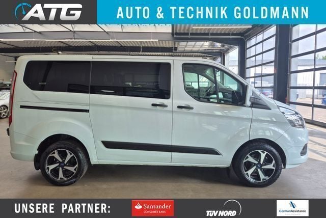 Magneticgrau (metallic) Gebraucht 2020 Ford Tourneo Custom Titanium X Van / Kleinbus | 34.490 € (Superpreis) - Bild 1/4