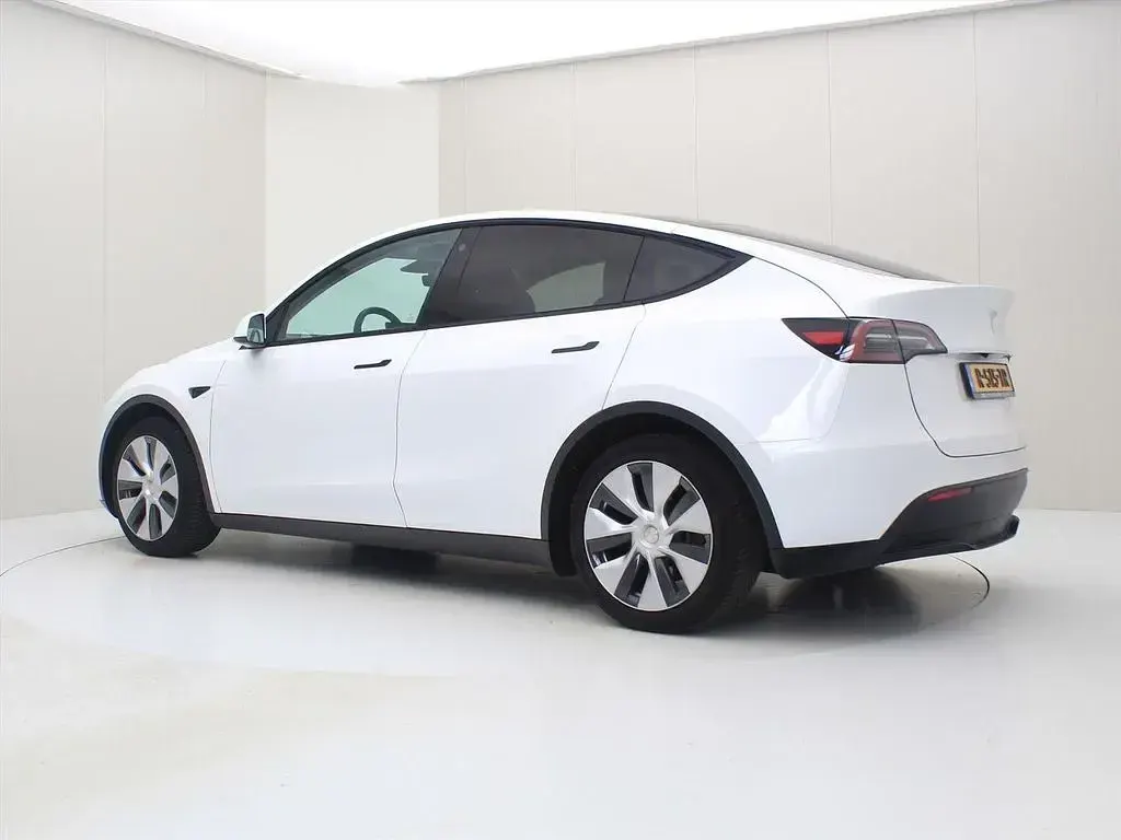 Usata Tesla Model Y Standard Range 250 kW (341 CV) 2022 Bianco SUV