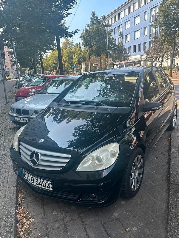 Gebraucht Mercedes B170 116 PS (85 kW) 2005 Schwarz Van / Kleinbus