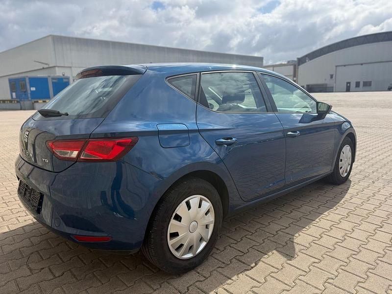 Gebraucht Seat Leon Reference 86 PS (63 kW) 2013 Blau Limousine