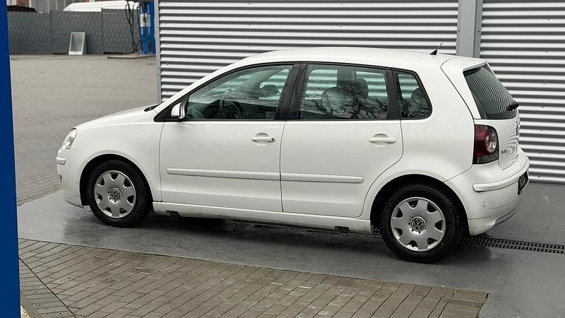 Gebraucht VW Polo 80 PS (58 kW) 2008 Weiß Kleinwagen