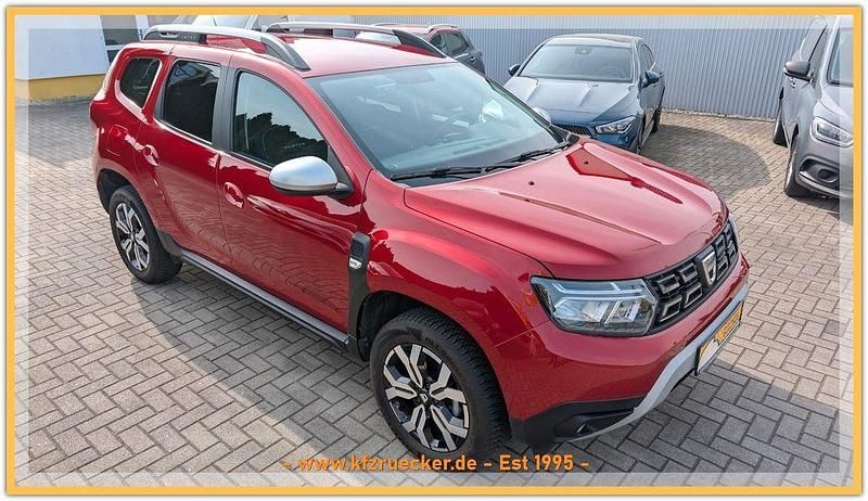 Gebraucht Dacia Duster Prestige 131 PS (96 kW) 2022 Rot SUV