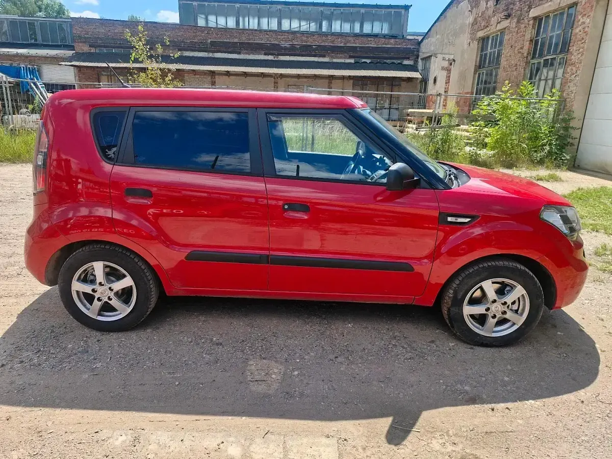 Gebraucht Kia Soul 126 PS (92 kW) 2010 Rot SUV