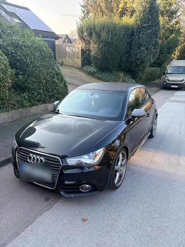 Gebraucht Audi A1 105 PS (77 kW) 2010 Schwarz Kleinwagen