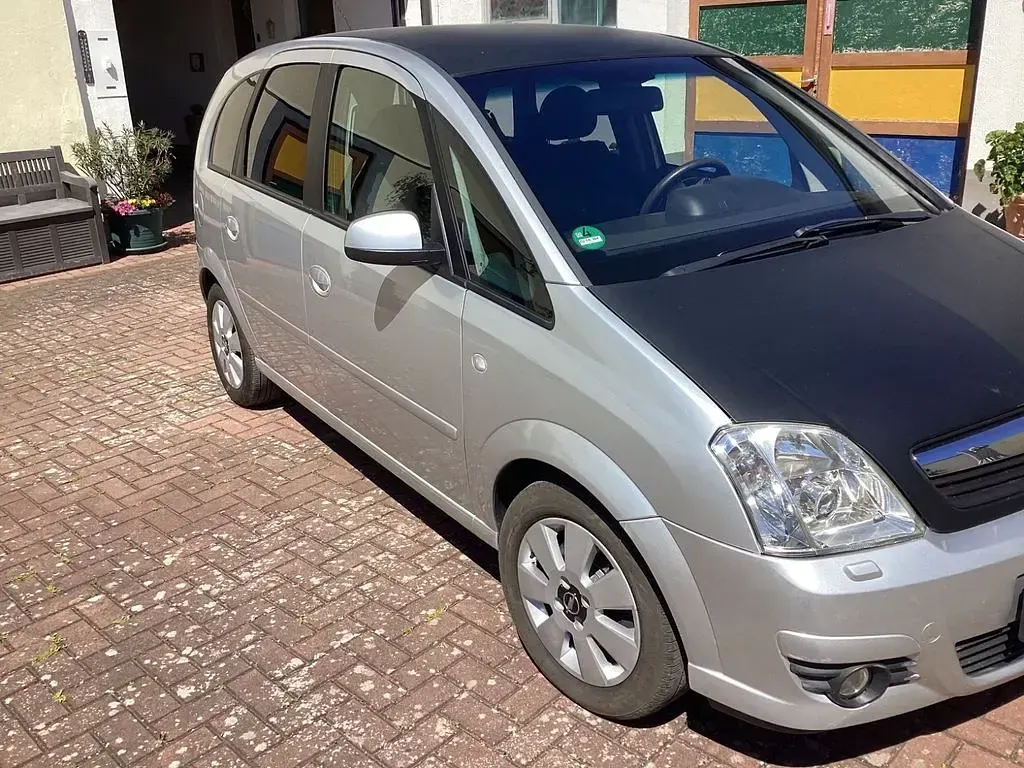 Gebraucht Opel Meriva Edition 105 PS (77 kW) 2008 Silber Van / Kleinbus