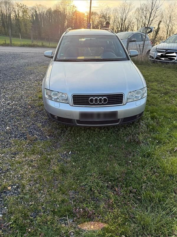 Gebraucht Audi A4 131 PS (96 kW) 2001 Silber Kombi