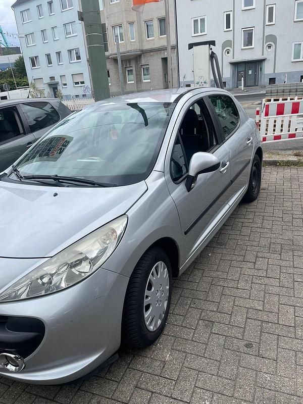 Gebraucht 2008 Peugeot 207 Kleinwagen | 1.800 € (Fairer Preis) - Bild 1/4