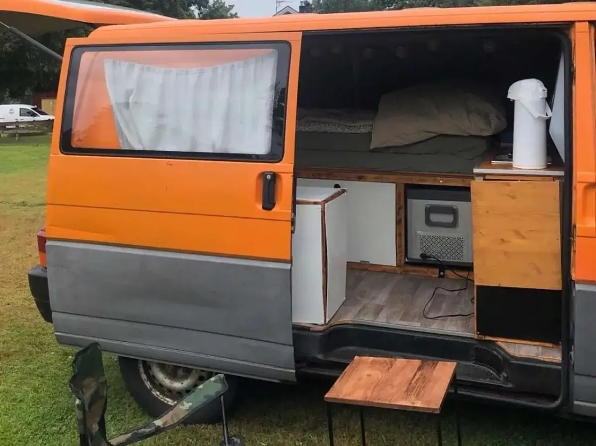 Gebraucht VW T4 68 PS (50 kW) 1995 Orange Van