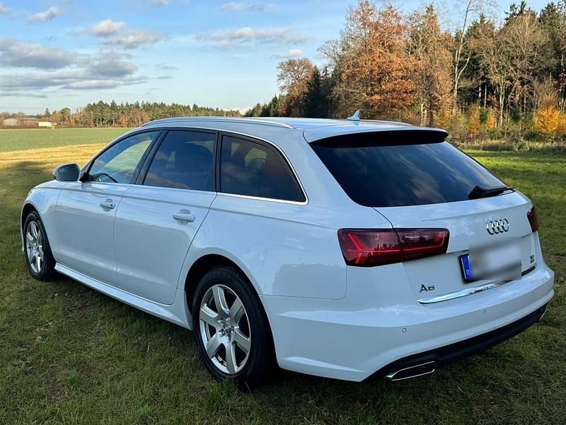 Gebraucht Audi A6 Comfort 190 PS (139 kW) 2017 Weiß Kombi