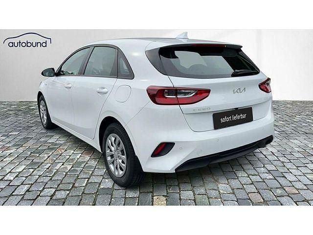 Neu Kia Ceed Best 140 PS (102 kW) 2025 Kleinwagen