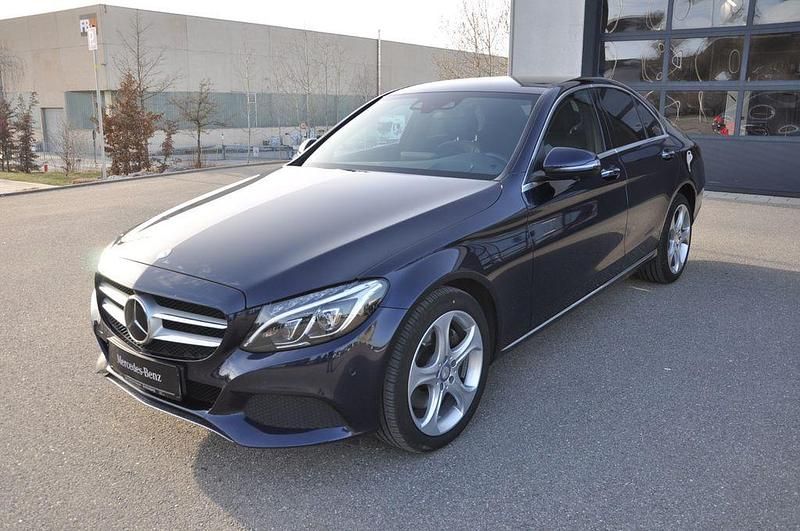 Gebraucht Mercedes C250 204 PS (150 kW) 2017 Blau Limousine