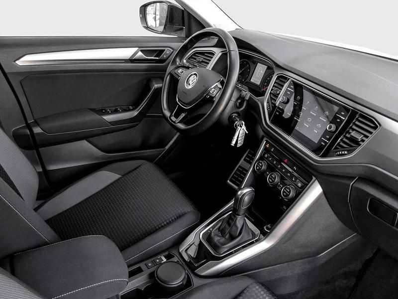 Używany VW T-Roc Active 150 KM (110 kW) 2021 Biały SUV