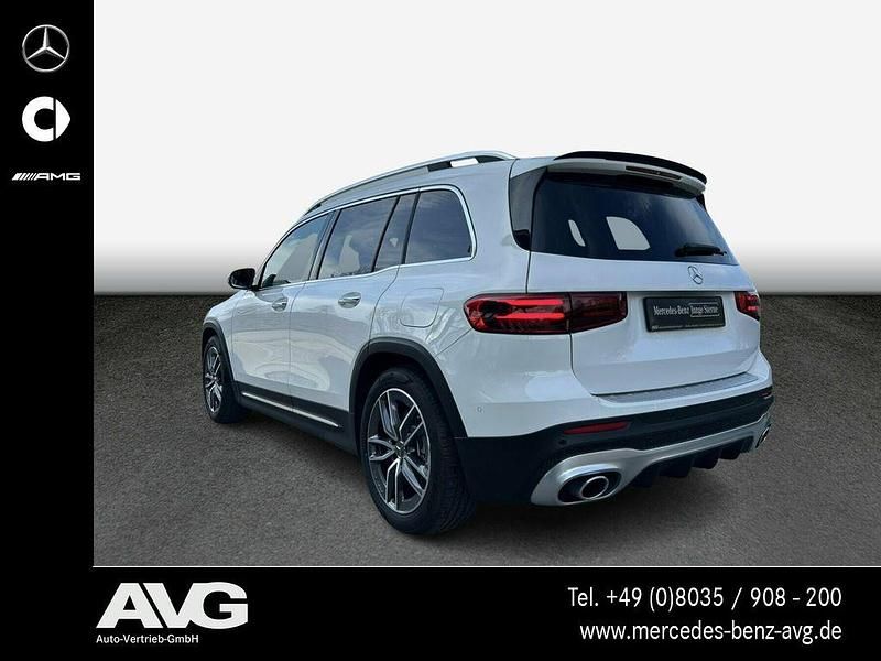 Gebraucht Mercedes GLB35 AMG 306 PS (225 kW) 2025 Unilack polarweiß SUV