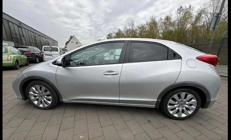 Gebraucht Honda Civic 150 PS (110 kW) 2014 Silber Limousine