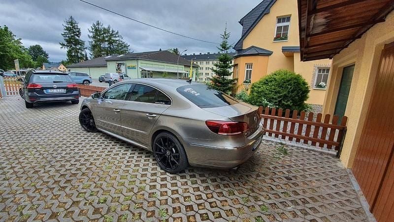 Gebraucht VW CC 299 PS (219 kW) 2014 Braun Limousine