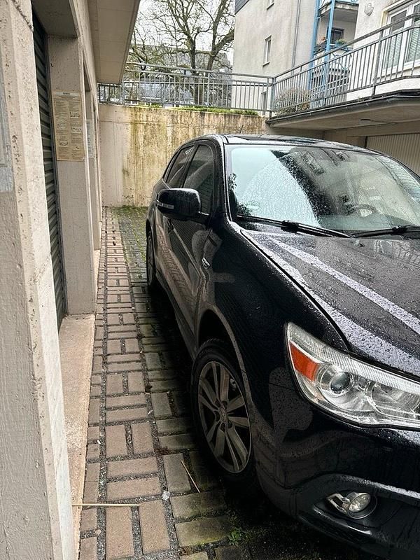 Gebraucht Mitsubishi ASX 150 PS (110 kW) 2012 Schwarz SUV