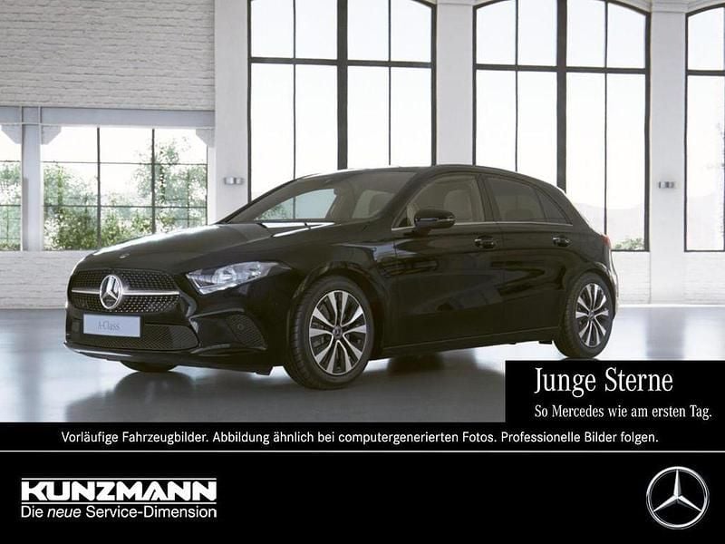 Gebraucht Mercedes A250 Style 160 PS (117 kW) 2022 Nachtschwarz Limousine