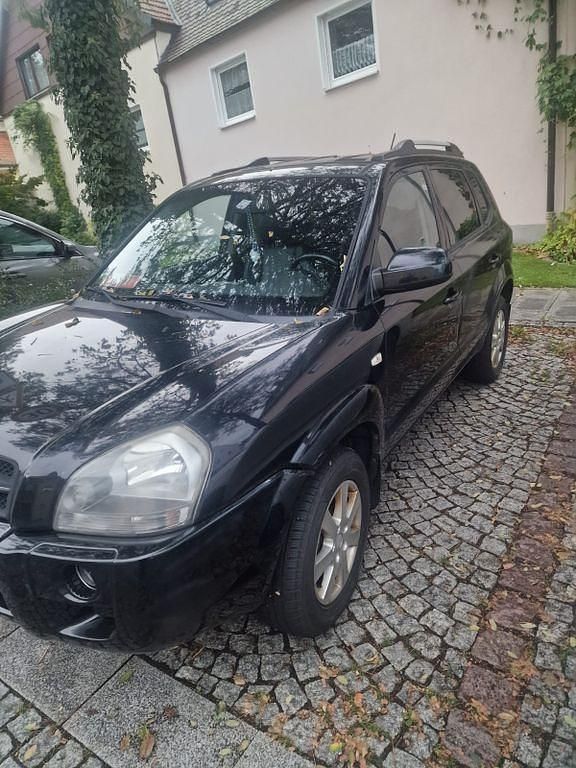 Schwarz Gebraucht 2006 Hyundai Tucson GLS SUV | 4.000 € (Fairer Preis) - Bild 1/4