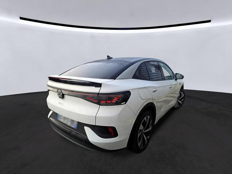 Gebraucht VW ID.5 Pro Performance 150 kW (204 PS) 2023 Gletscherweiß schwarz (metallic) SUV