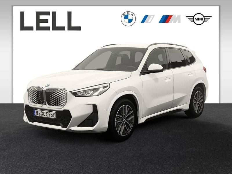 Weiß Gebraucht 2025 BMW iX1 M Sport SUV | 41.990 € (Superpreis) - Bild 1/4