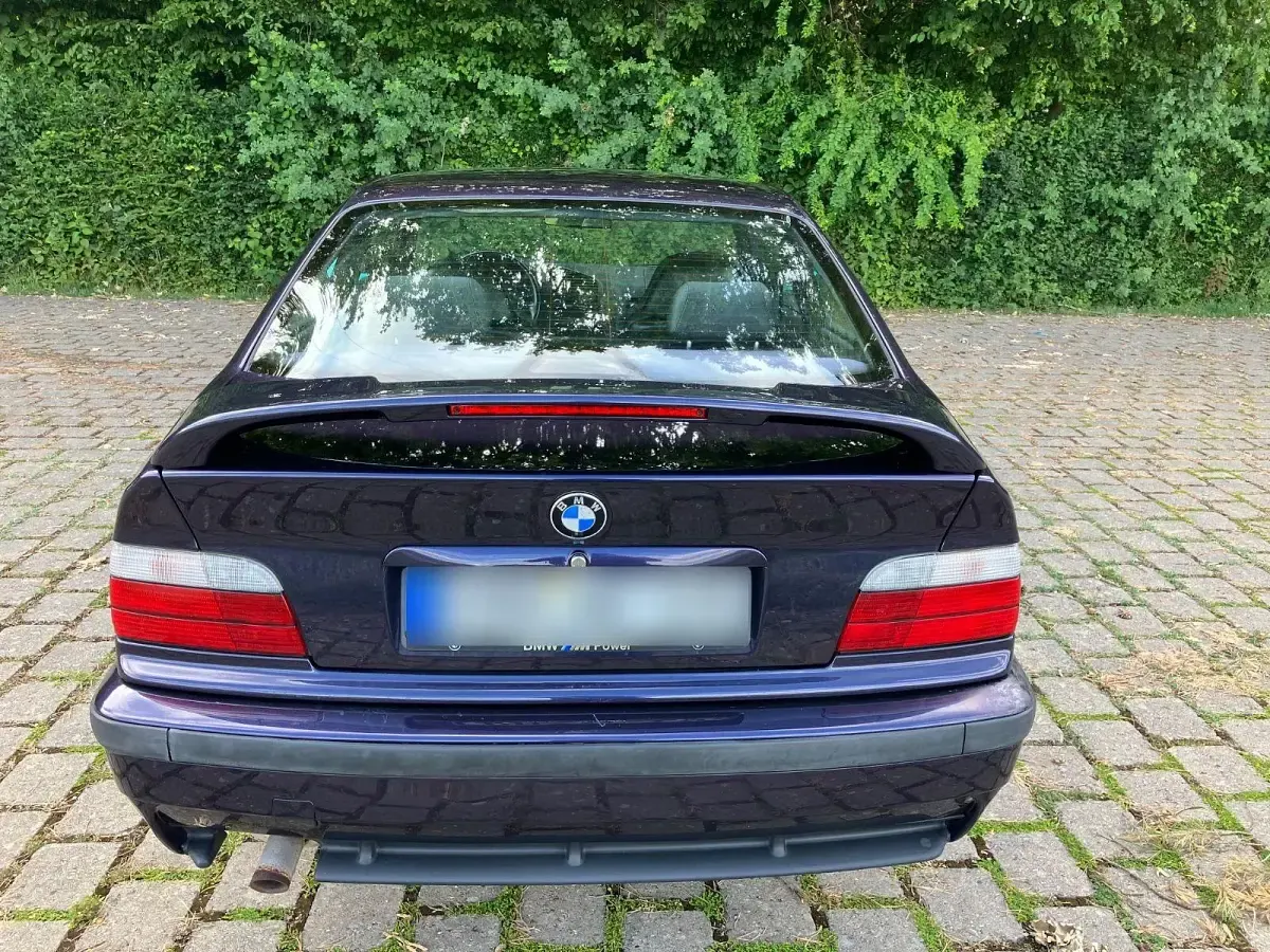 Gebraucht BMW 318 140 PS (102 kW) 1997 Violet Coupé