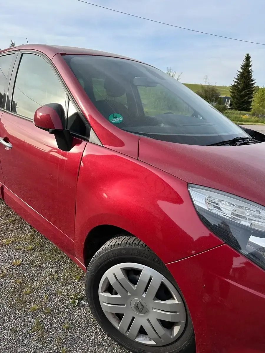 Gebraucht Renault Scenic E-Tech 130 PS (95 kW) 2009 Rot Van / Kleinbus