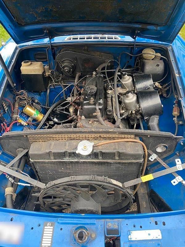 Second-hand MG B 95 CP (69 kW) 1977 Albastru Cabrio