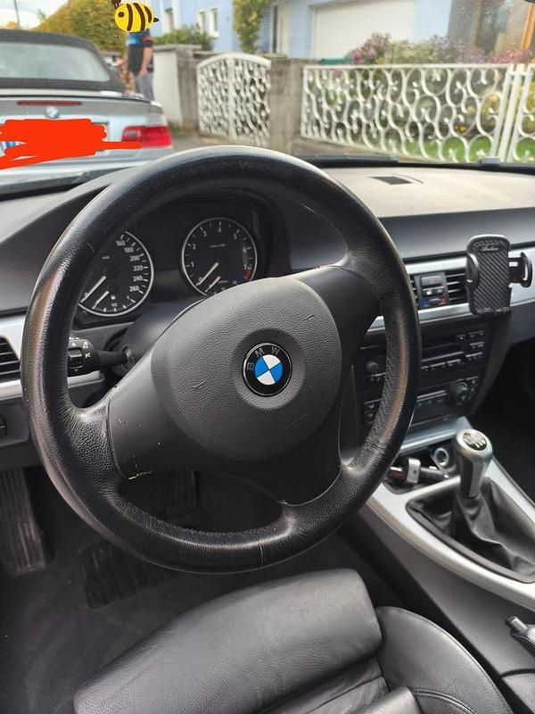 Używany BMW 325 Performance 218 KM (160 kW) 2005 Czarny Sedan/Limuzyna