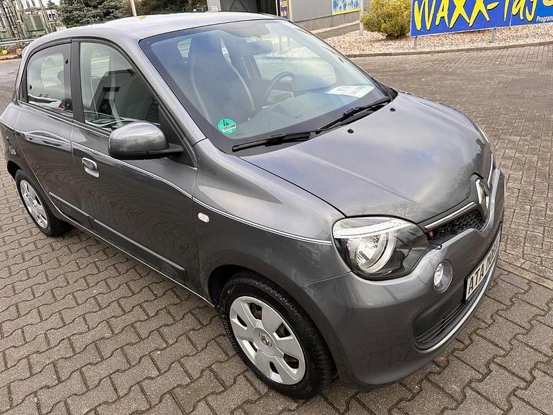 Second-hand Renault Twingo Experience 71 CP (52 kW) 2016 Gri Hatchback
