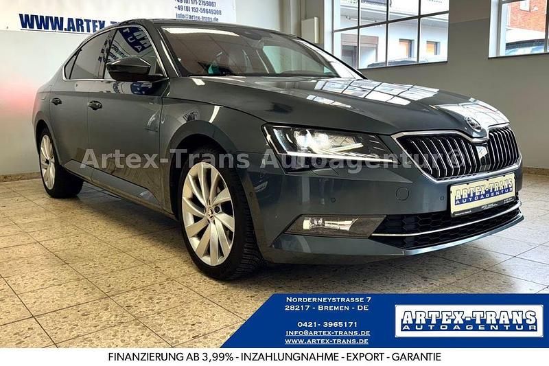 Gebraucht Skoda Superb Style 150 PS (110 kW) 2016 Grau Limousine
