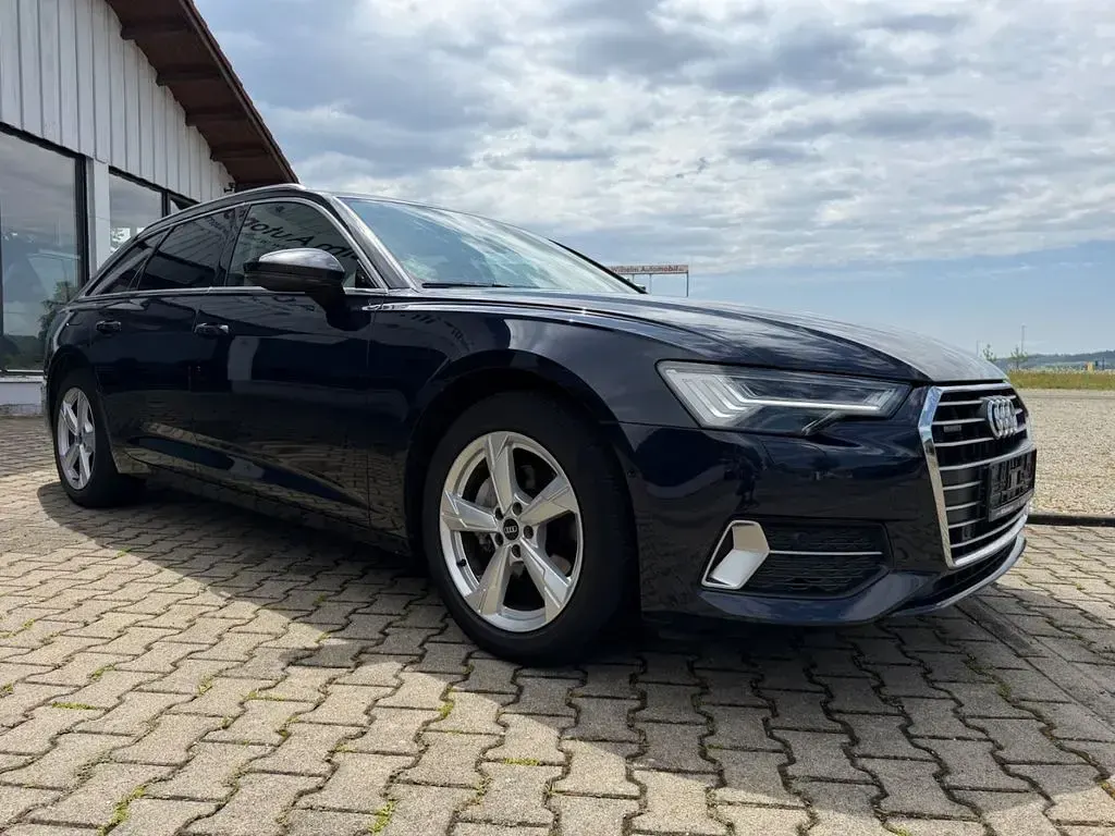 Gebraucht Audi A6 Sport 204 PS (150 kW) 2022 Blau Kombi