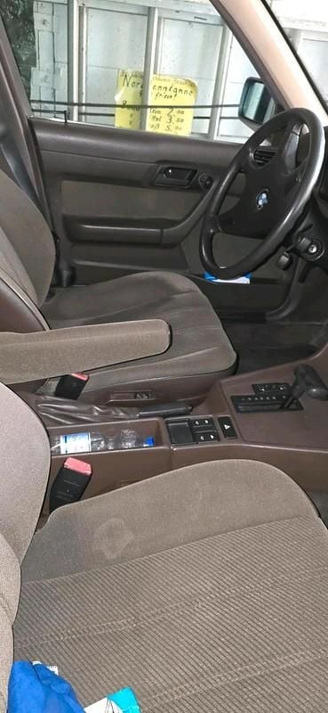 Gebraucht BMW 525 170 PS (125 kW) 1988 Beige Limousine