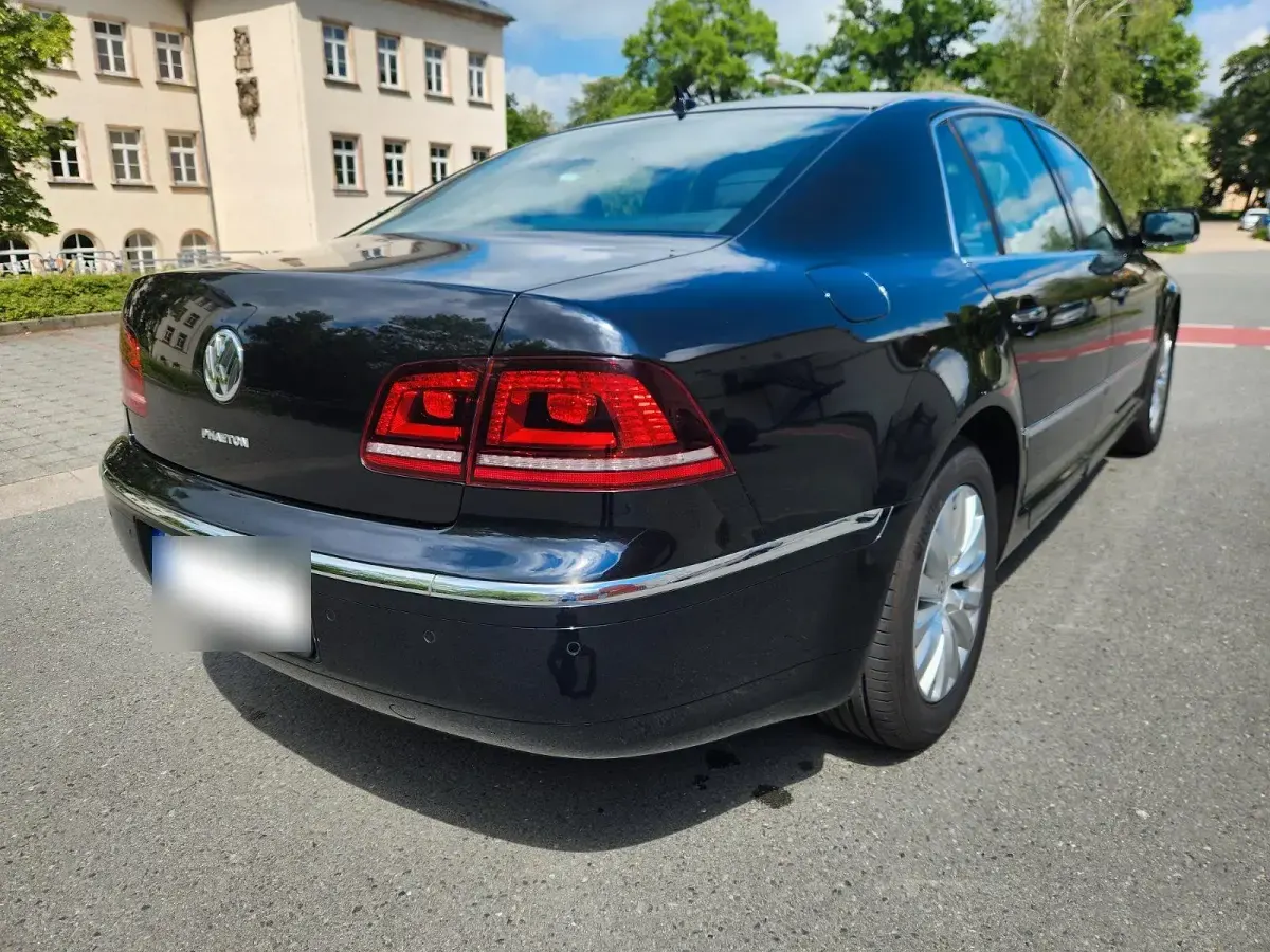 Gebraucht VW Phaeton 245 PS (180 kW) 2012 Schwarz Limousine
