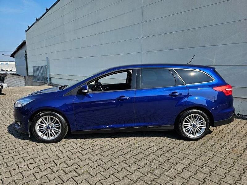 Gebraucht Ford Focus Business Edition 150 PS (110 kW) 2018 Blau Kombi
