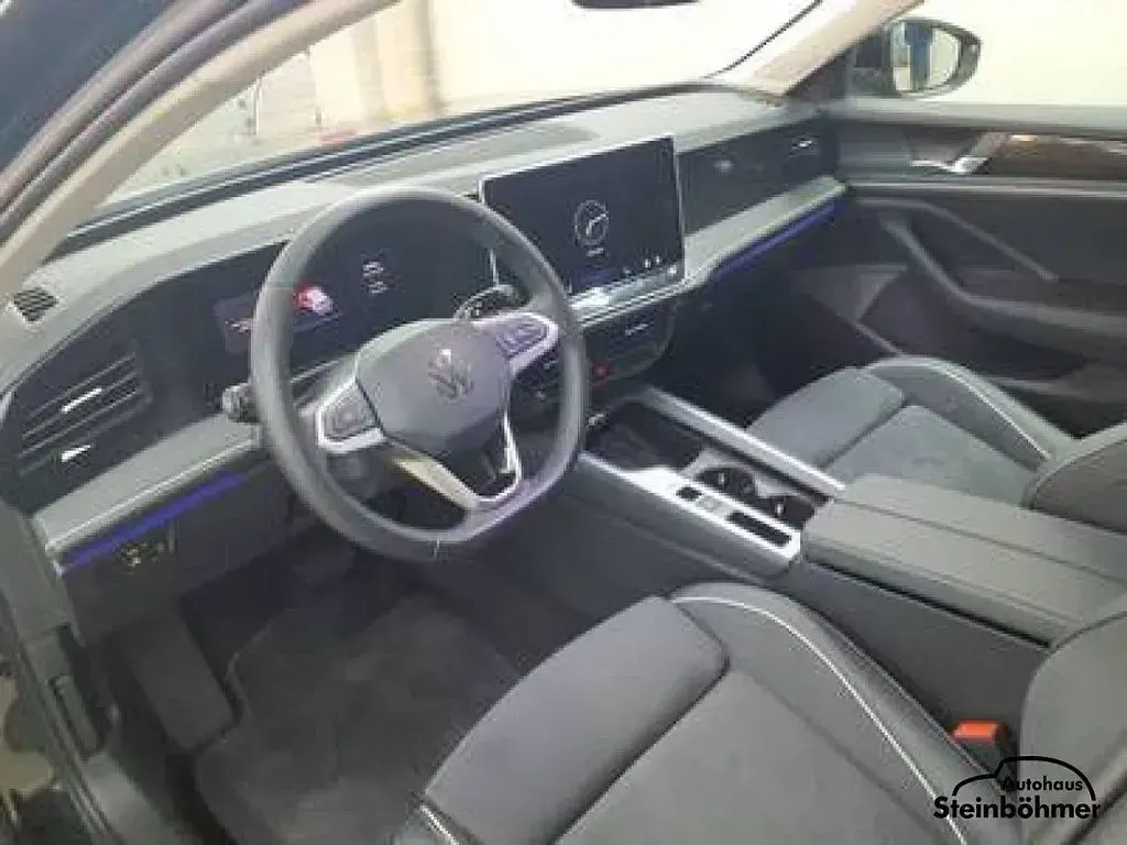 Usata VW Passat Business 150 CV (110 kW) 2025 Nero Station wagon