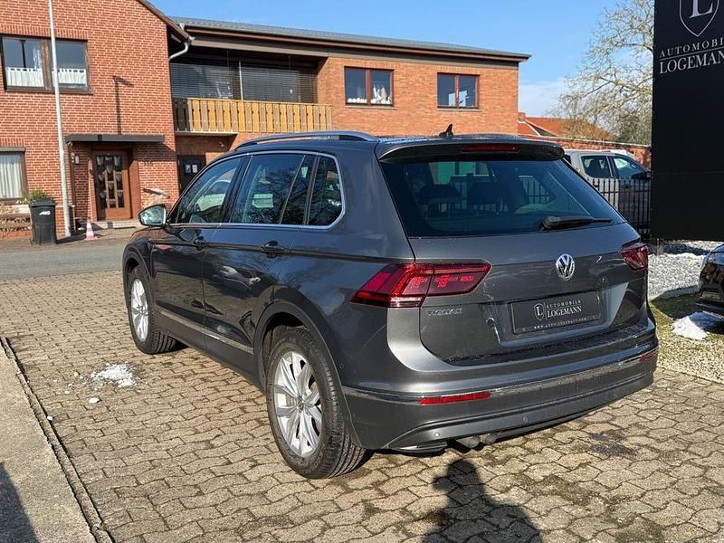 Gebraucht VW Tiguan Highline 150 PS (110 kW) 2018 Grau SUV